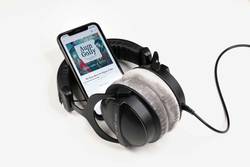 How Audiobooks Can Help You Enjoy Reading?